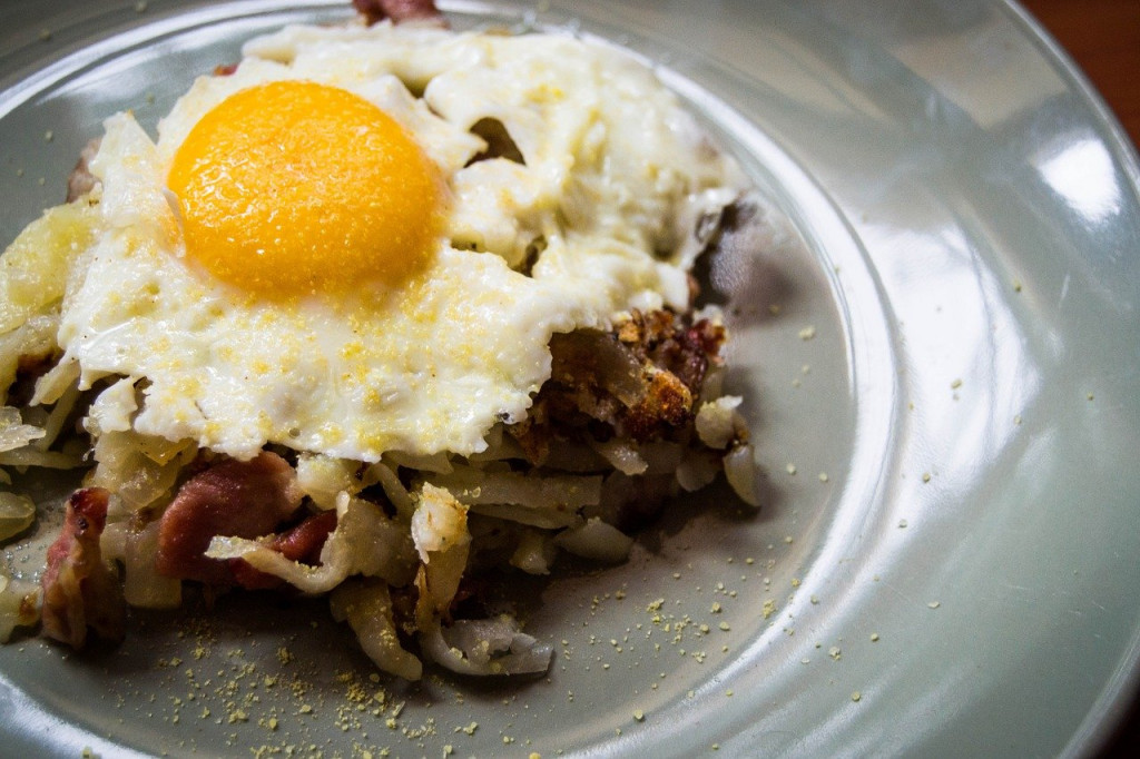 hash with egg